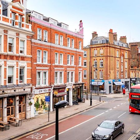 2 Bedroom In Center Of London Exterior photo